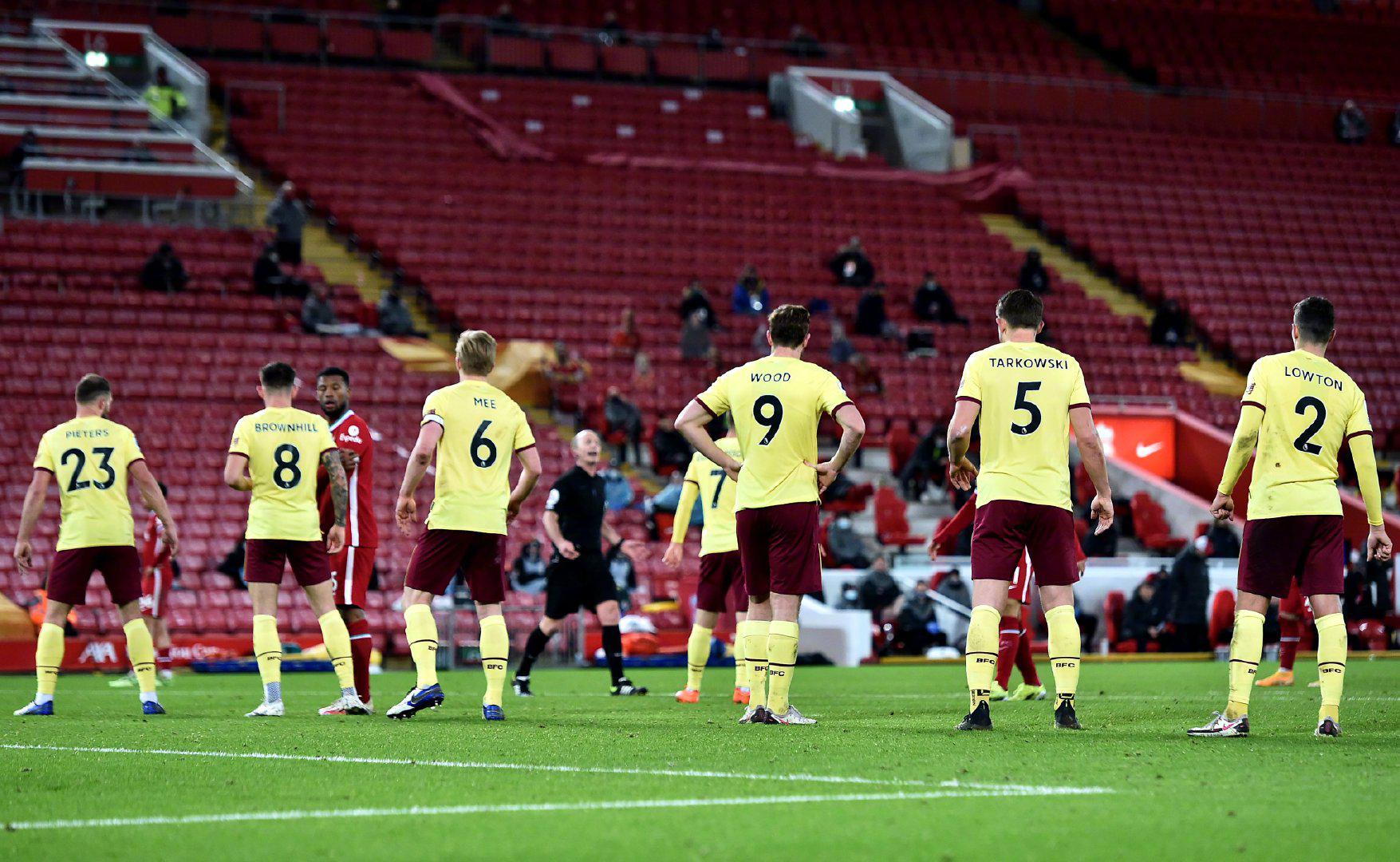 年轻球员来 年轻球员来